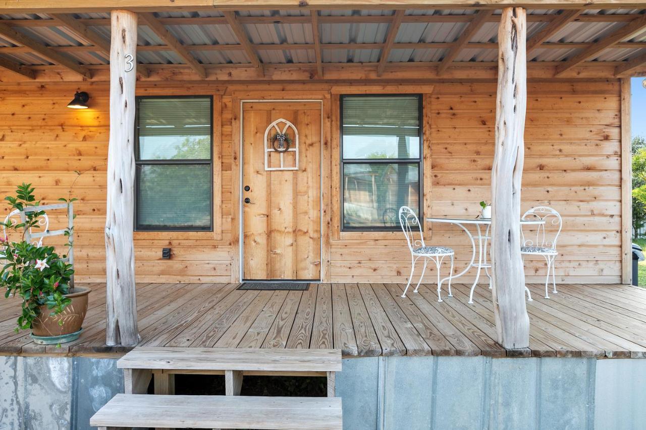 Hr Cabin 3- The Little Bear Cabin Fredericksburg Bagian luar foto