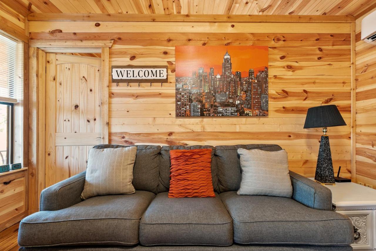 Hr Cabin 3- The Little Bear Cabin Fredericksburg Bagian luar foto